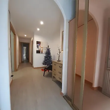 Moderno Y Centrico Apartamento En *